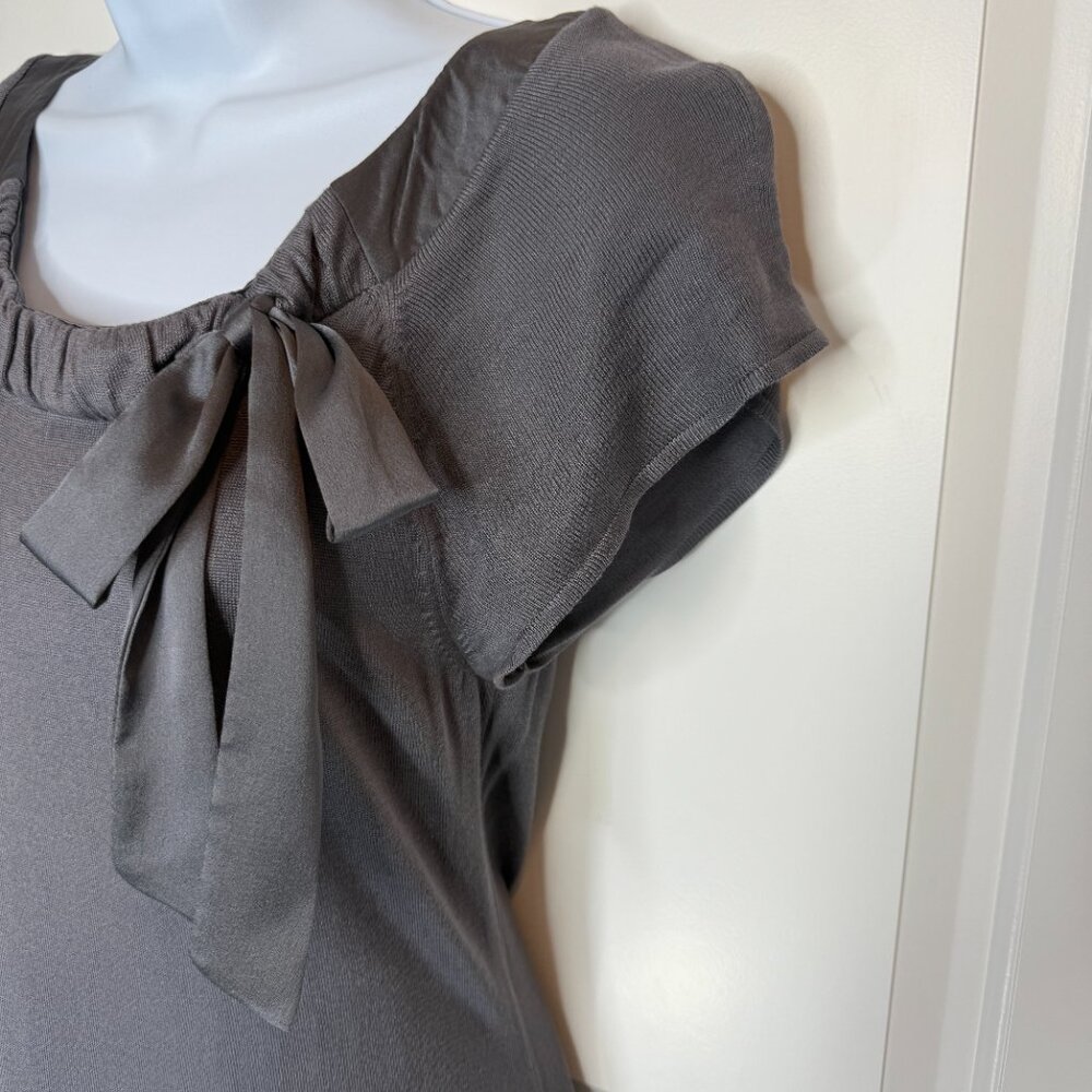H&M Gray Satin Trim Dress Size M Bow Detail Short Sleeve Shift Dress - Picture 4 of 11